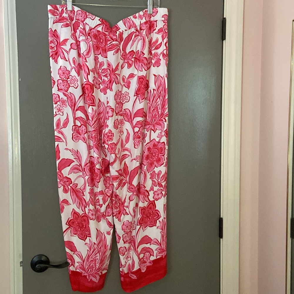 Talbots Pink and Red Floral Cropped Pants, Size XL - Picture 4 of 9